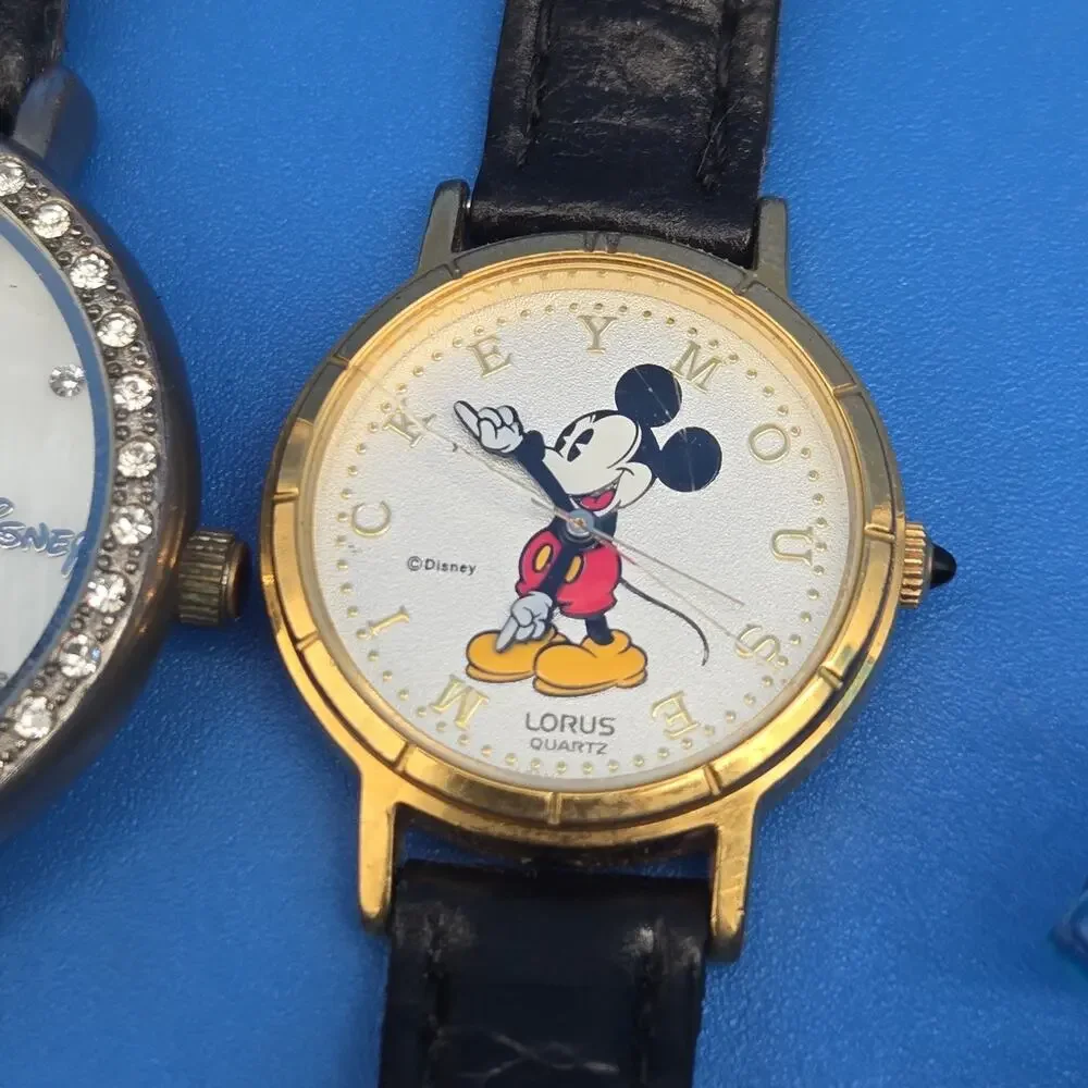 Lot of 16 Character Watches Disney Mickey Minnie Tinker Bell Pooh Untested